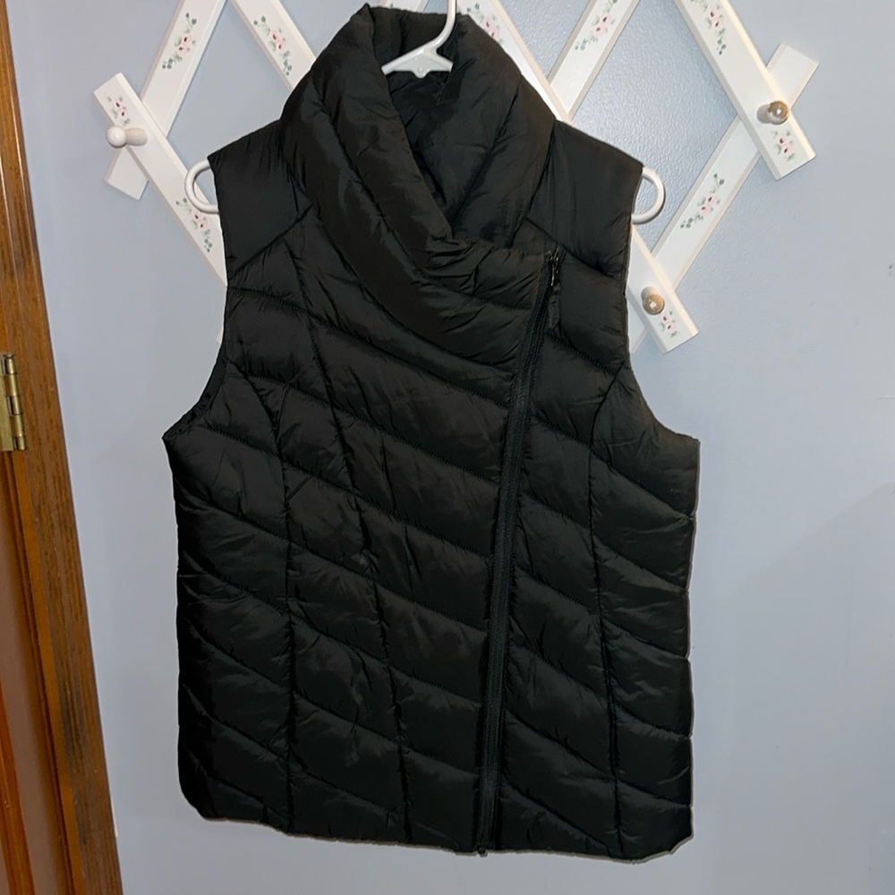 Nicole Miller puffer vest